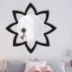 Espejo de pared de metal hecho a mano de alta calidad para baño de diseño moderno con diseño de flores calidad de exportación - Product Image 4