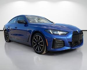 Auto Eléctrico Usado 2025 I4 M50 AWD, 544HP, Motor Doble, Batería de 83.9kWh, 625km de Autonomía, Sedán EV de Lujo y Alto Rendimiento, Llantas R19 - Product Image 1