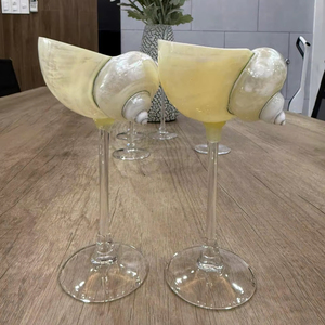 Soporte de anillo de concha marina Turbo pulido hecho a mano de Vietnam/copas de vino de concha marina personalizadas para decoración de regalo de boda y restaurante - Product Image 1