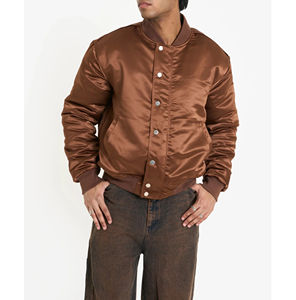 Chaqueta universitaria de satén de alta visibilidad OEM estilo de béisbol bombardero personalizado para eventos clubes ropa de calle y uso promocional - Product Image 6