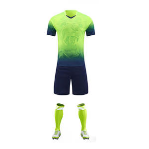 Design personnalisé, nouveaux uniformes d'équipe de football élégants, uniformes OEM de maillot de football à manches courtes de qualité supérieure à tarif d'usine - Product Image 2