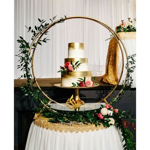 Support à gâteau personnalisable de table Design d'arche Support de présentation à dessert en métal de dernière arrivée avec look attrayant de style européen - Product Image 1