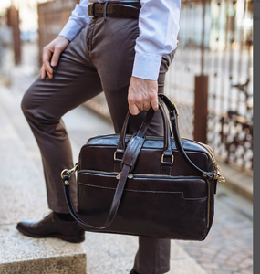 Porte-documents en cuir pour ordinateur portable personnalisé hommes, monogramme croix corps ordinateur fronde cadeaux pour lui porte-documents en cuir homme - Product Image 1