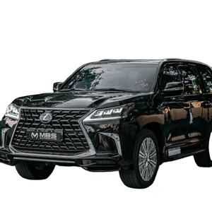 LX570 2024 Usado, Sedán con Tracción en las Cuatro Ruedas, Automático, Motor de 4.5L de Aspiración Natural, Asientos de Cuero, Interior Oscuro, Techo Panorámico, Llantas R18 - Product Image 6