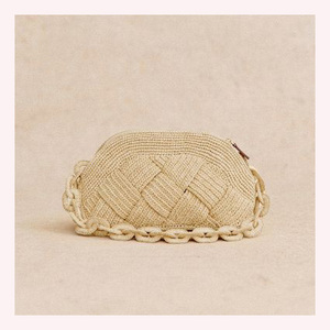 Bolso de mano tejido bohemio de lujo, bolso de rafia y ratán de alta calidad con detalles de perlas suaves y diamantes, accesorio elegante y atemporal - Product Image 1