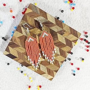 Boucles d'oreilles colorées pour femmes, boucles d'oreilles faites à la main avec des perles, boucles d'oreilles en pierre, en forme de feuille, en perles de graines - Product Image 1