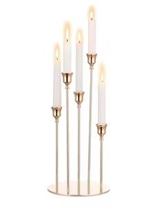 Candélabres en métal de décoration pour la maison Bougeoirs fantaisie de superbe qualité Candélabres uniques en or poli Décoration de table de mariage - Product Image 3