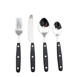 Ensemble de couverts de haute qualité finition dorée, élégants pour les dîners de luxe, les mariages, les restaurants et l'usage domestique - Product Image 3