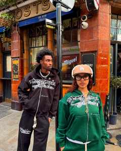 ชุดวอร์มกางเกงแบบรูดซิปมีฮู้ดสำหรับผู้ชายชุดวอร์มกางเกงแบบสั่งทำ - Product Image 2