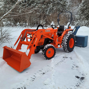 Compre Kubota L3400 hoy con entrega rápida disponible Tractor de calidad premium listo para trabajar para sus necesidades agrícolas - Product Image 2