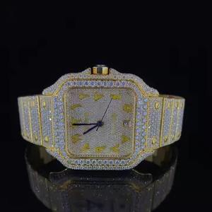 Reloj de diamantes de moissanita helado para hombre de lujo con acabado en oro amarillo Reloj elegante de acero inoxidable - Product Image 1