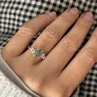 Bague de fiançailles ovale verte Seravique avec diamant de laboratoire en cluster, pierres latérales de 0,20 carat, excellente taille, clarté VS1, or, certifiée IGI