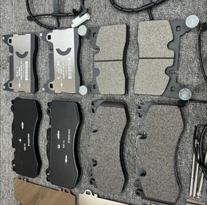 Pour <span class=keywords><strong>Aston</strong></span> <span class=keywords><strong>Martin</strong></span> Vantage Rapide DBX DBS <span class=keywords><strong>DB7</strong></span> DB9 DB11 Jeu de plaquettes de frein avant et arrière Kit de plaquettes de frein en céramique HY53-2C562-BC HY53-2D007-AB - Product Image 6
