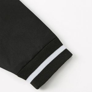 Veste de baseball varsity pour homme, best-seller de l'hiver, style streetwear, personnalisée, col montant, logo frontal, manches en laine et polyester - Product Image 4