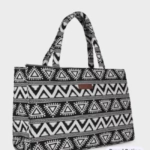 เส้นด้ายโพลีเอสเตอร์ผ้าย้อมสีสำหรับเสื้อผ้าและกระเป๋าผ้าแจ็คการ์ดแบบ2025 - Product Image 1