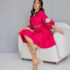 Robes ethniques mi-longues pour femmes, broderie florale, manches bouffantes trois-quarts, encolure carrée, robe pour femmes - Product Image 1