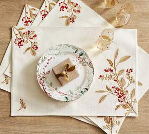 Luxury <b>farmhouse</b> style linen placemat for <b>rustic</b> kitchen <b>dining</b> <b>table</b> setting with natural handcrafted woven design - Product Image 5