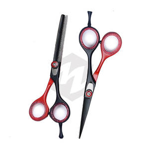 Kit de Tijeras de Peluquería con Recubrimiento de Color Rojo y Negro, Tijeras de Acero para Cortar y Entresacar Cabello con Navaja de Barbero y Diseño Ergonómico para los Dedos - Product Image 1