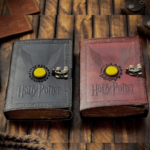 Journal en cuir vintage Wizard Stone fait à la main, couverture rigide noire, carnet de croquis avec pages à bords festonnés, cuir noir magique Wizard Stone - Product Image 4