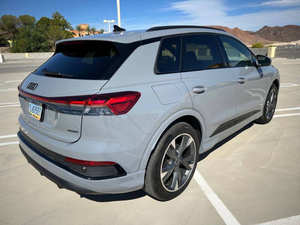 Conçu pour le luxe, Audi Q4 E-tron Qua Sttro Prestige 55 2024, performance électrique, DIY, industriel, OEM, ODM - Product Image 3