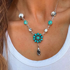 BEAU สร้อยคอทำด้วยมือเครื่องประดับเงินสร้อยคอจี้ที่เรียบง่ายสวยงามของขวัญอมตะสวมใส่ทุกวันสำหรับเธอ - Product Image 1