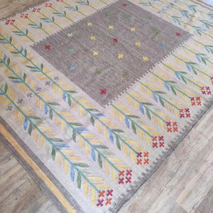 Tapis en laine tissé à plat moderne de qualité supérieure tissé à la main, motifs géométriques floraux vintage, dhurrie avec motifs géométriques, tapis et ensembles - Product Image 1