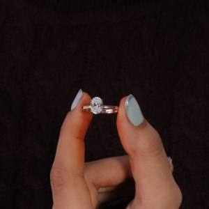 Anillo de Bodas de compromiso de oro sólido de 14 quilates personalizable Diseño DE EQUIPO PROFESIONAL 1ct D Color VS Oval Cut IGI Lab para fiestas - Product Image 5