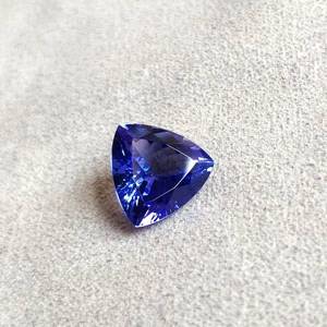 Piedra de tanzanita Natural de bloque D de 10mm, piedras preciosas calibradas sueltas facetadas de corte brillante trillón para fabricación de joyas al por mayor a granel - Product Image 2