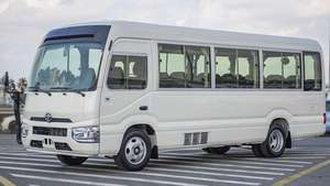 Autobús Urbano Coaster 2023 Nuevo/Usado, 30 Asientos, Motor Diésel Yuchai 4.2L, Emisión EURO 5, Transmisión Automática, 130 km/h, Volante a la Izquierda - Product Image 2