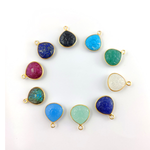 Labradorite taille de la pierre précieuse 12mm sculpture de fleur en forme de cœur en Vermeil d'or en argent Sterling 925 lunette ensemble charme pendentif en argent - Product Image 2