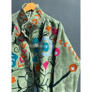 Uzbek Floral Embroidery Jacket Light Green Velvet Jacket With Stand Collar Cotton Lining for Autumn and Winter Unisex Jacket - Product Image 2