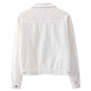 Chaqueta Vaquera Casual Entallada para Mujer, Bordada con Perlas Blancas, Diseño de Insignia Otoñal, Piedras Modernas, Diseño Ecológico en 3D - Product Image 2