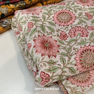 ผ้าทอลายดอกไม้ทำจากผ้าฝ้ายอินเดียสำหรับเย็บชุดกระเป๋าผ้าม่าน-เด็กผู้หญิง - Product Image 3