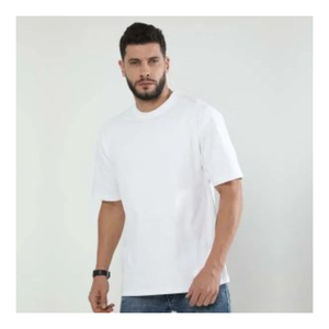 T-shirts GSM 180 confortables et durables pour hommes 100% coton et polyester pour un usage quotidien - Product Image 6