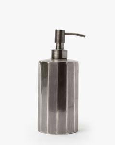Distributeur de savon en métal poli pour accessoires de salle de bain haut de gamme améliorant l'esthétique globale de l'intérieur - Product Image 4