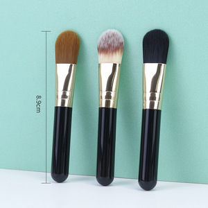 Brocha de Maquillaje Cónica, Libre de Crueldad Animal, para Base Líquida, Acabado Sin Poros, Marca Privada, Tamaño Viaje - Product Image 3