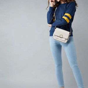 Sudadera de moda con textura acogedora y superficie lisa Sudadera de calle con tela suave - Product Image 5