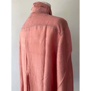 Camisa de Popelina de Seda para Mujer VAMIKA, Color Rosa Empolvado, Cuello Asimétrico, Estilo Clásico Retro para Oficina, Moda de Verano y Otoño, Tejido, Talla XL - Product Image 3