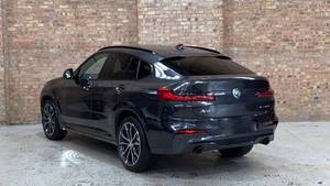 BMW X4 SUV ปี 2021 สภาพดีเยี่ยม เครื่องยนต์เทอร์โบ เกียร์ออโต้ น้ำมันเบนซิน เบาะหนัง หลังคาซันรูฟ วิ่ง 1-25000 ไมล์ พร้อมขาย - Product Image 3