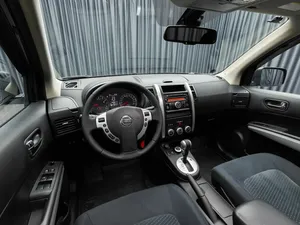 2012 X-Trail II รุ่นปรับโฉม ไมล์น้อย เครื่องยนต์สมบูรณ์ ระบบเกียร์อัตโนมัติ หลังคาซันรูฟแบบพาโนรามา ไฟหน้า LED - Product Image 4