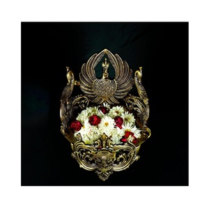 La escultura espiritual de Dios de metal de latón expresa armonía y bendiciones eternas a través de una exquisita artesanía artística dorada - Product Image 4