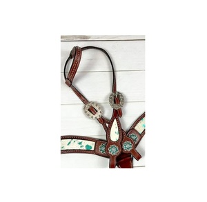 Ensemble de pinces à cheval en cuir marron de qualité supérieure avec serre-tête et collier de poitrine à une oreille avec accessoires d'équitation occidentaux Conchos élégants - Product Image 2
