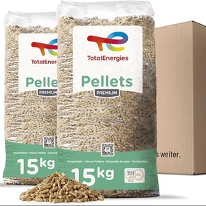 Granulés de bois de pin DIN Plus/ENplus-A1 Bâton de briquette de 6mm dans des sacs de 15kg Diamètre de 6-8mm disponibles à la vente - Product Image 3