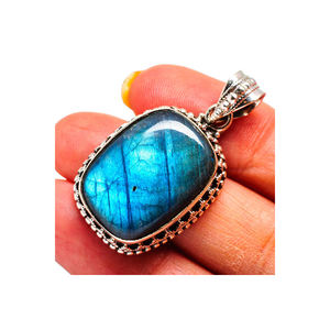 Collier pendentif en argent sterling 925 fait à la main, pierre précieuse labradorite naturelle en forme de coussin tendance pour les hommes et les femmes, bijoux de fête - Product Image 1