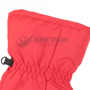 Gants de ski thermiques imperméables pour hommes et femmes avec doublure en polaire douce compatible écran tactile et fermetures de poignet réglables - Product Image 5