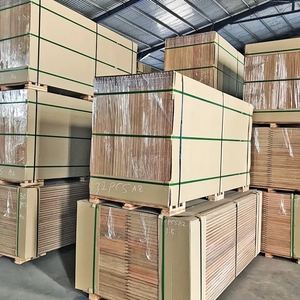 Fourniture du Vietnam décoration double face A28mm conteneur étanche WBP colle pas cher prix face lisse contreplaqué colle Phuong Nam Phat - Product Image 4