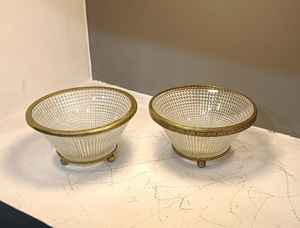 Designed Metal <b>Serving</b> <b>Bowl</b> With Leaf Stand Tabletop Decor High Quality Metallic Essential Kitchenware for Home and Hotels - Product Image 6