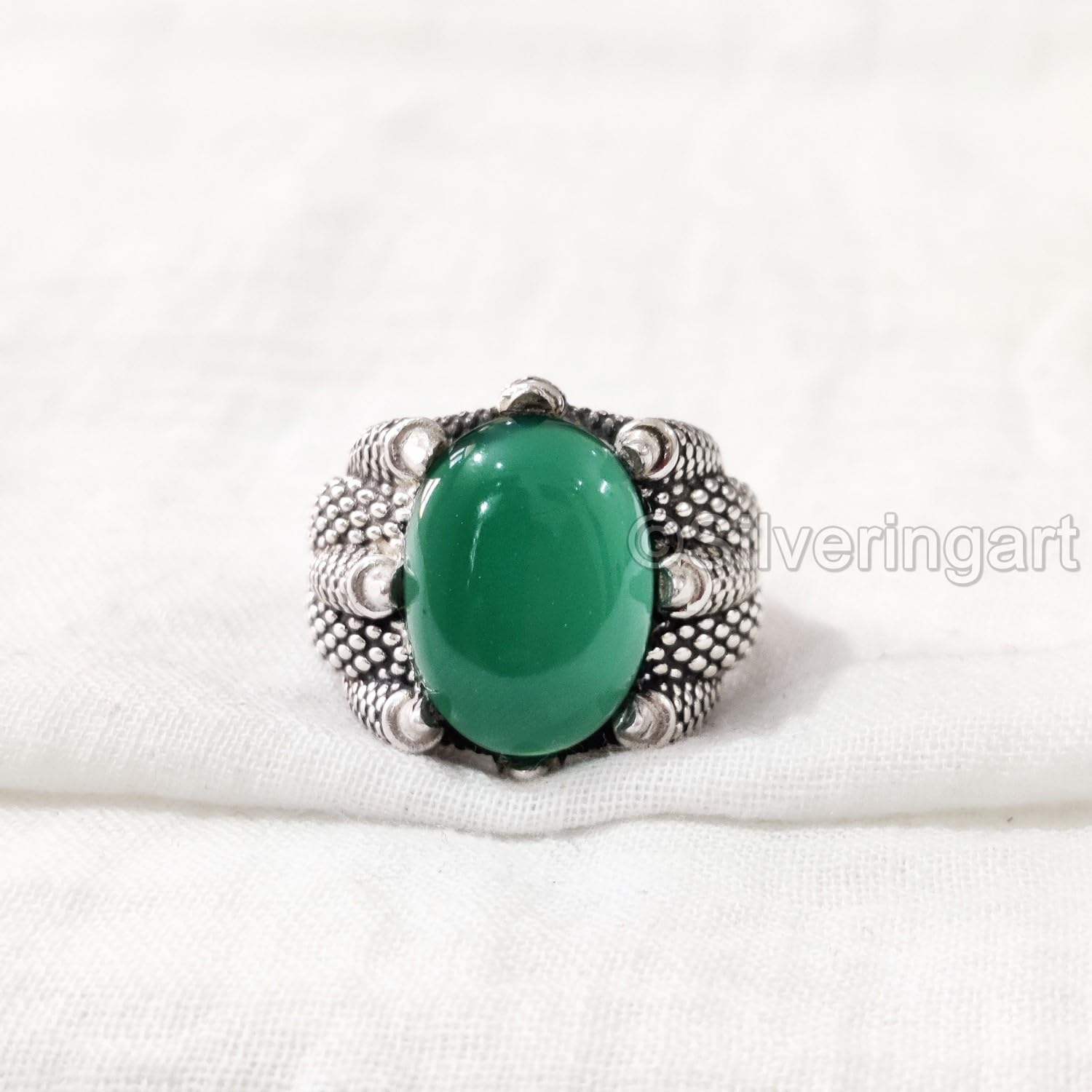 สีเขียว