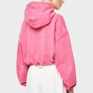 Haut à capuche court pour femme, conçu pour les tenues décontractées tendance, avec une douceur de tissu confortable et une coupe décontractée - Product Image 3