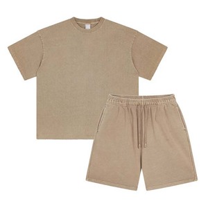 Ensembles de shorts et t-shirts personnalisés de 2 pièces Ensemble de t-shirts et shorts décontractés de style de rue pour hommes, de conception OEM surdimensionnée, unisexe pour l'été - Product Image 5